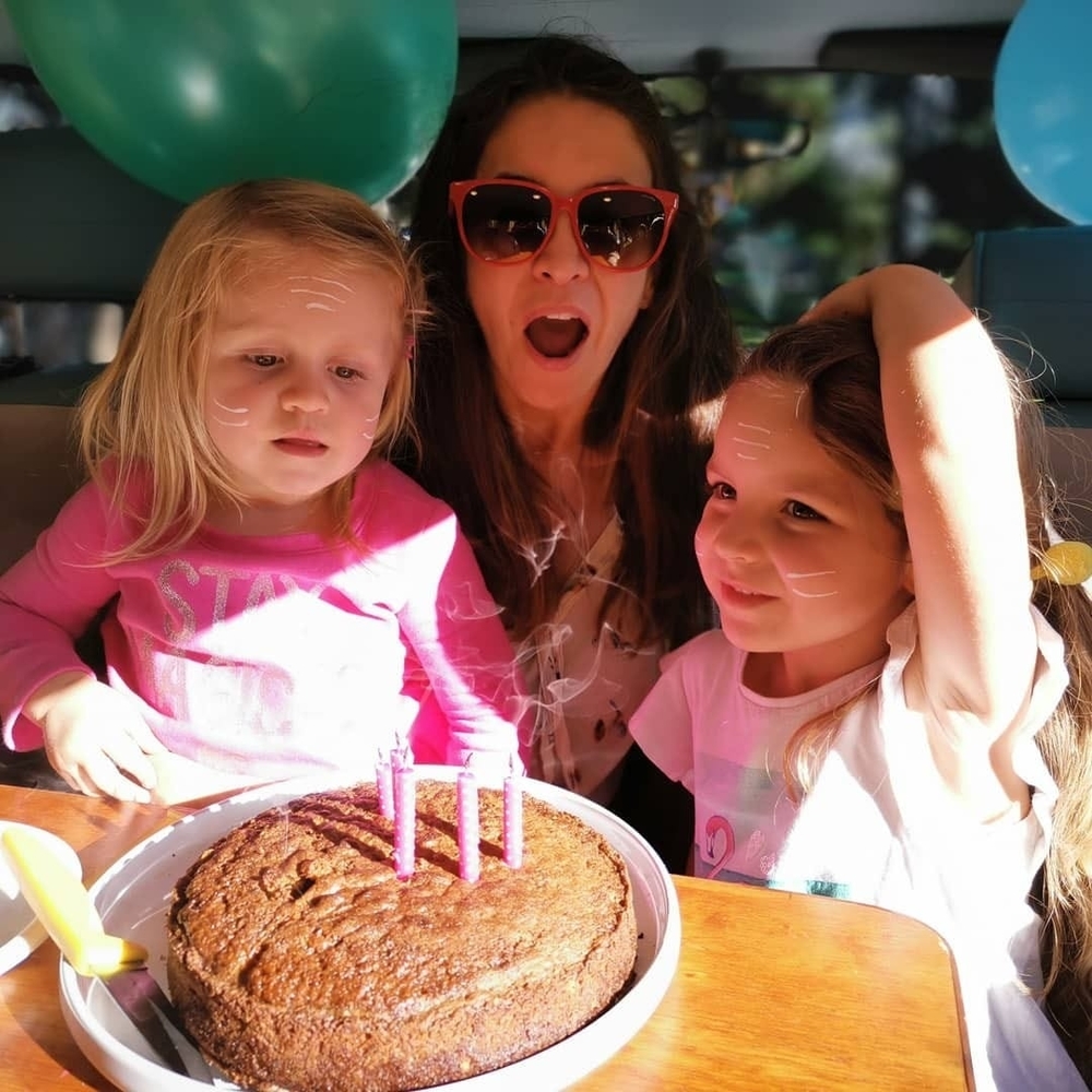 Meet your Posher, Ignacia